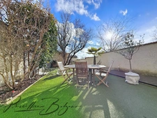 ? Brindas de 115 m² Centre ville - Maison de ville rénovée avec goût avec un agréable jardin – 