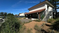 Local/bureau à vendre RILLIEUX LA PAPE (69) : Maison de 175 m2 avec 7 Chambres à exploiter en location courte durée