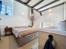 Dpt Rhône (69), TASSIN LA DEMI LUNE à vendre LOFT en Duplex T2bis/T3 d'environ 64,79 m² utiles, Parc, Atypique, dernier étage 