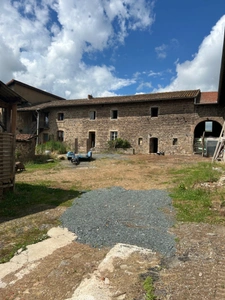 Dpt Rhône (69), à vendre SAINT LAURENT DE CHAMOUSSET maison fort potentiel  - Terrain de 299,00 m² 