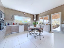 ? SAINT-DIDIER-DE-FORMANS – À proximité immédiate de Trévoux ✨ Maison familiale à vendre – 228 m² habitables – Terrain 1 288 m²