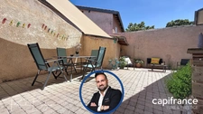 Maison à vendre 4 pièces SAINT GENIS LES OLLIERES (69) – Le charme d'une maison de village avec cour intimiste, garage et vie à pied !