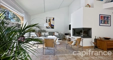 NEW IN CHARBONNIÈRES-LES-BAINS: 210 m² Architect Villa with Swimming Pool!