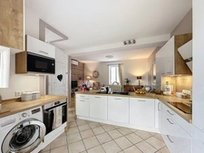 ? Brindas de 115 m² Centre ville - Maison de ville rénovée avec goût avec un agréable jardin – 