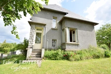 Maison à vendre 3 pièces USSEL (19)
