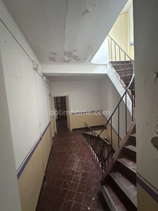 Maison de village à rénover – fort potentiel au cœur de Collobrières