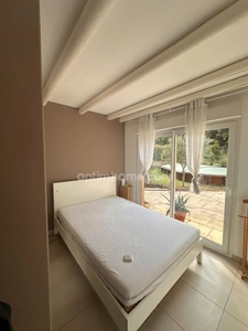 Villecroze – Propriété de charme avec studio indépendant, piscine et fort potentiel
