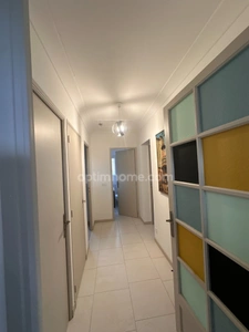 Villecroze – Propriété de charme avec studio indépendant, piscine et fort potentiel