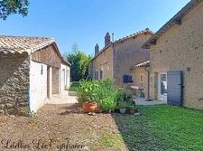 Maison à vendre 9 pièces SAINT CHRISTOPHE SUR ROC (79)