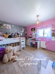 Maison en pierre rénovée de 173 m² – Terrain clos de plus de 4 500 m² – Dépendance de 155 m² – DPE C
