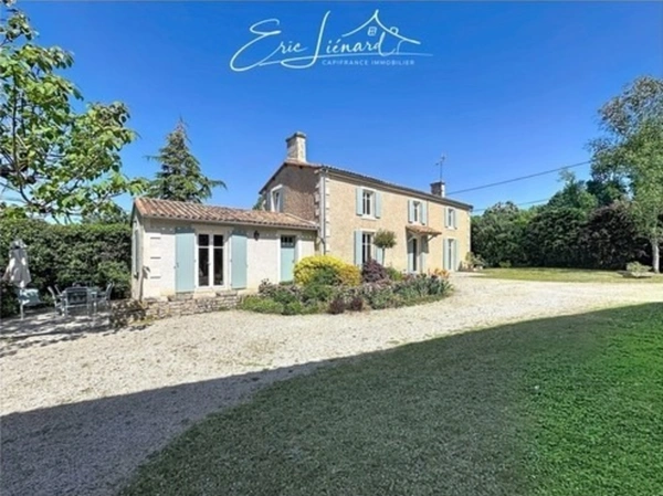 Maison à vendre 6 pièces SAINT MARTIN DE SAINT MAIXENT (79)