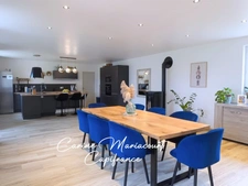 SUPERBE MAISON FAMILIALE RÉNOVÉE AVEC CHARME ET VOLUMES EXCEPTIONNELS / PROCHE DE SAINT MAIXENT L'ECOLE (79)