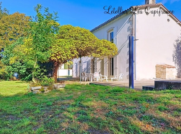 Propriété à vendre 5 pièces PRAILLES (79)