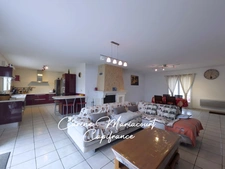 Maison de plain-pied 127 m² 4 chambres