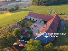 Propriete  proche de POUILLY EN AUXOIS (21) à vendre 12 pièces