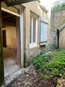 VITTEAUX – MAISON D’ENVIRON 140 M² AVEC JARDIN, DÉPENDANCE ET GRENIER AMÉNAGEABLE