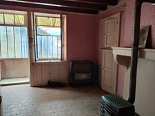 Entre VITTEAUX et SOMBERNON - ensemble immobilier à restaurer