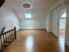 ELEGANTE PROPRIETE AVEC PISCINE, GÎTE INDÉPENDANT ET ESPACE PROFESSIONNEL – POUILLY-EN-AUXOIS CENTRE