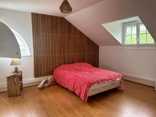 ELEGANTE PROPRIETE AVEC PISCINE, GÎTE INDÉPENDANT ET ESPACE PROFESSIONNEL – POUILLY-EN-AUXOIS CENTRE