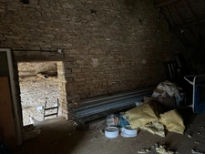 Grange avec grand jardin constructible proche de POUILLY EN AUXOIS (21)