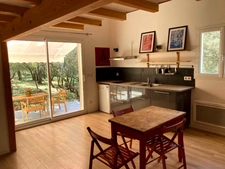 Maison 5 pièces à vendre avec STUDIO indépendant - En pleine nature (hors lotissement) VACQUIERES (34) - 