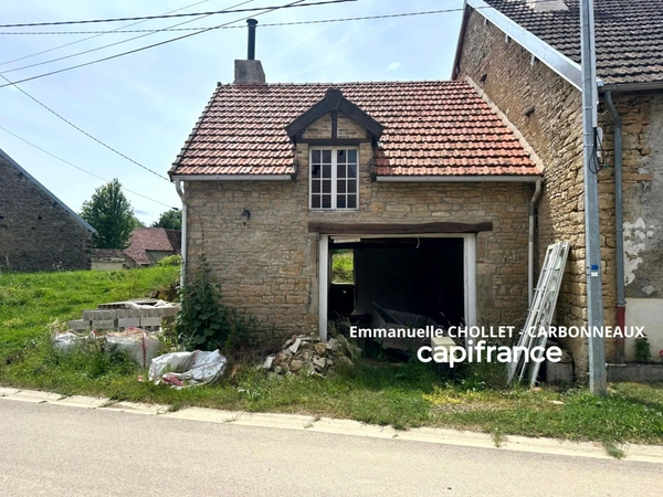 Maison à rénover avec petit jardin proche POUILLY EN AUXOIS