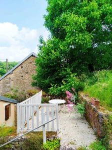 Maison de caractère – Village perché de Bourgogne – 116 m² + greniers – Proche Pouilly-en-Auxois (8 km) – A6, Dijon, Beaune