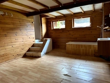MAISON DE VILLAGE 90 m² HABITABLES + GRENIER AMÉNAGEABLE 37 m² + GRANGE 135 m² + TERRAIN 1 012 m²
