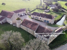 Demeure historique PRECY-SOUS-THIL composée de 15 pièces (390 m²) et 950 m² de dépendances