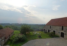 Propriete  proche de POUILLY EN AUXOIS (21) à vendre 12 pièces