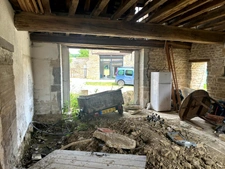 Maison à rénover avec petit jardin proche POUILLY EN AUXOIS