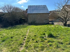 Entre VITTEAUX et SOMBERNON - ensemble immobilier à restaurer
