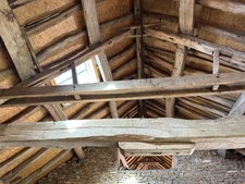 Maison et granges entre Venarey-les-Laumes et Vitteaux (21)