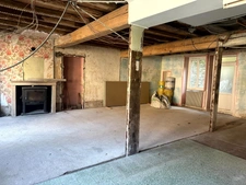 VITTEAUX – MAISON D’ENVIRON 140 M² AVEC JARDIN, DÉPENDANCE ET GRENIER AMÉNAGEABLE