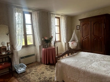 Maison à vendre à Précy-sous-Thil – Environ 145 m², 3 chambres, bureau et jardin 