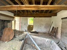 Maison à rénover avec petit jardin proche POUILLY EN AUXOIS