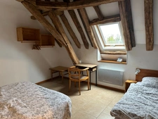 Historic residence PRECY-SOUS-THIL comprising 15 rooms (390 m²) and 950 m² of outbuildings