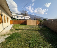 Appartement à vendre 3 pièces, cave et jardin 200m2