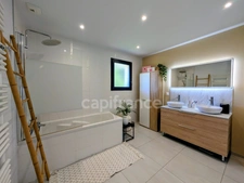 Maison récente à vendre 4 pièces de 123 m² avec jardin 