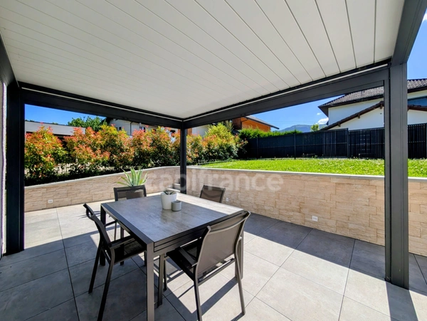 Maison récente à vendre 4 pièces de 123 m² avec jardin 