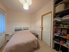 Appartement à vendre 3 pièces, cave et jardin 200m2