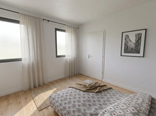 Appartement T3 de 54,79 m² avec deux suites, balcon et stationnement à Louviers
