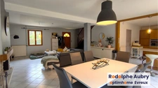 BROSVILLE - Charmant pavillon 5 pièces de 123 m² avec jardin et garage