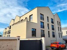 Appartement T3 de 54,79 m² avec deux suites, balcon et stationnement à Louviers
