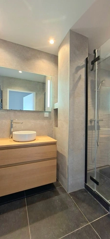 MAISON CONTEMPORAINE D'EXCEPTION AVEC STUDIO