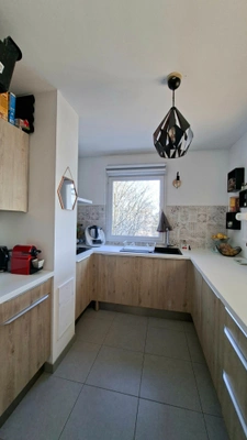 APPARTEMENT 4 PIECES - 3 CHAMBRES - TERRASSE DE 17 M²