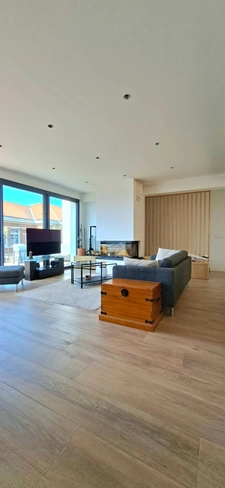 MAISON CONTEMPORAINE D'EXCEPTION AVEC STUDIO