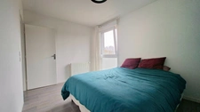 RARE APPARTEMENT DE 91 M² - 4 PIECES - 3 CHAMBRES - DERNIER ETAGE - TERRASSE DE 35 M² - SANS VIS A VIS - CHATENAY-MALABRY