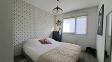 APPARTEMENT 4 PIECES - 3 CHAMBRES - TERRASSE DE 17 M²
