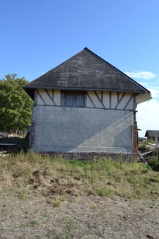 Maison de campagne sur 3ha constructibles (27)